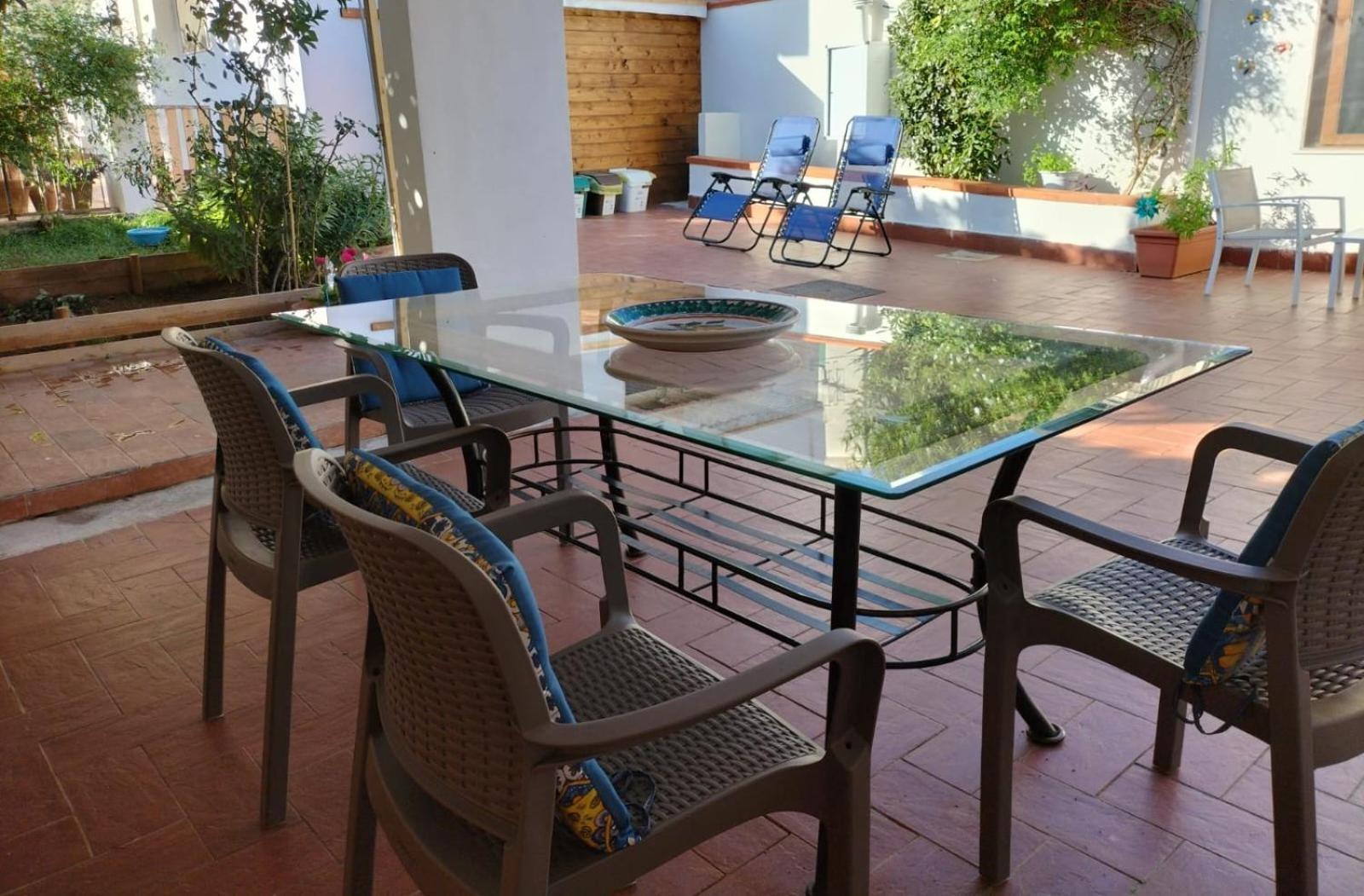 Green Space Apartment Мондело Екстериор снимка
