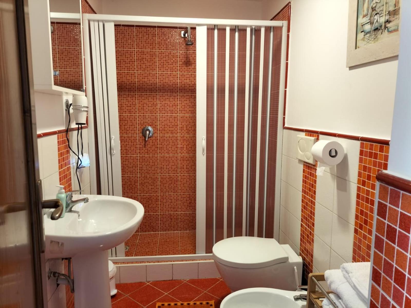 Green Space Apartment Мондело Екстериор снимка